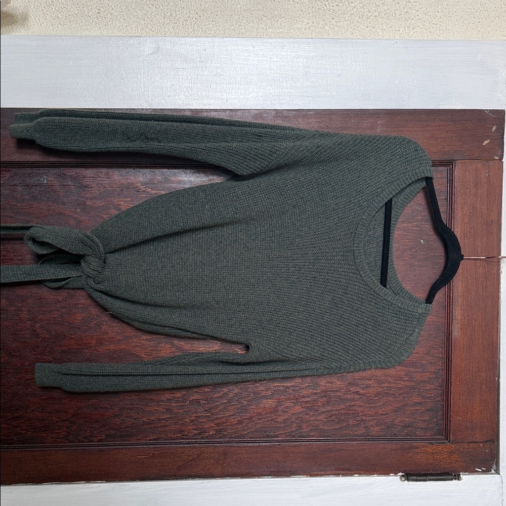 Hollister Olive Green Knotted Blouse